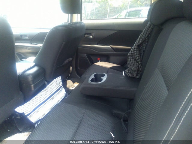 JA4AZ3A39GZ063361 Mitsubishi Outlander Se/sel/es