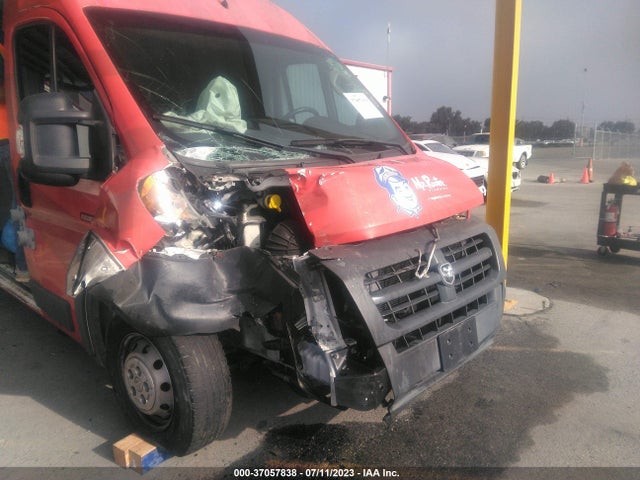 3C6TRVDG3JE123847 RAM Promaster Cargo Van