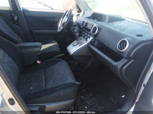 2011 SCION XB VIN: JTLZE4FE5B1131400