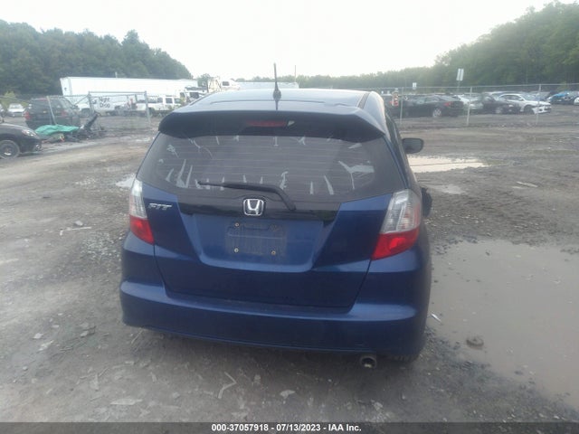 2013 HONDA FIT SPORT VIN: JHMGE8H54DC040907