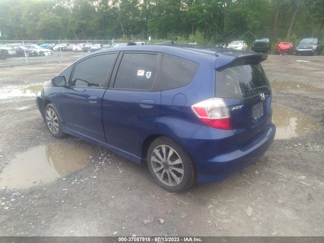 2013 HONDA FIT SPORT VIN: JHMGE8H54DC040907