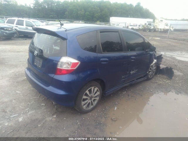 2013 HONDA FIT SPORT VIN: JHMGE8H54DC040907