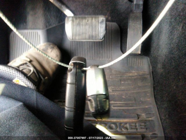 1C4RJEAG2HC804341 Jeep Grand Cherokee Altitude