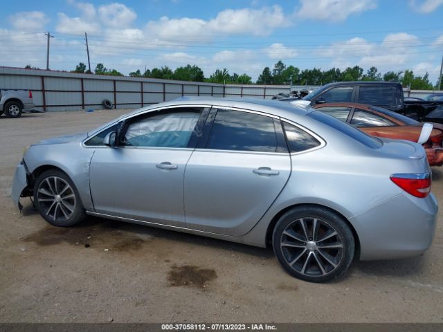 1G4PR5SKXH4110635 Buick Verano Sport Touring