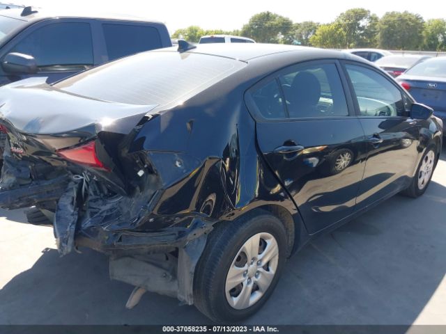 3KPFK4A79HE070591 KIA FORTE LX