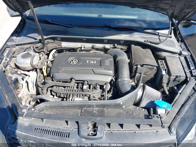 3VW5T7AU8FM004677 Volkswagen GOLF GTI S