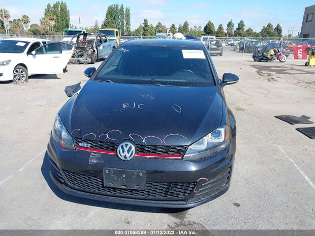 3VW5T7AU8FM004677 Volkswagen GOLF GTI S