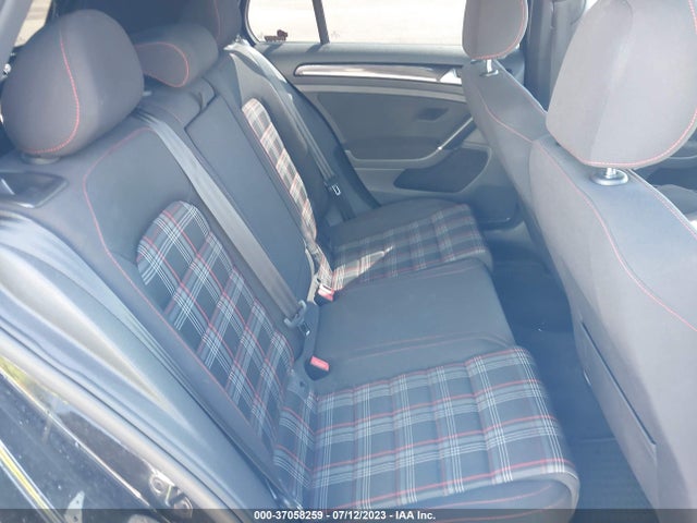 3VW5T7AU8FM004677 Volkswagen GOLF GTI S