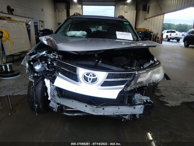 2015 TOYOTA RAV4 LE VIN: JTMZFREV9FJ053202