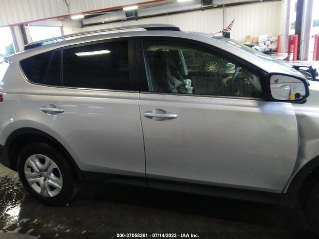 2015 TOYOTA RAV4 LE VIN: JTMZFREV9FJ053202