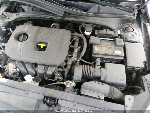 3KPF24AD4ME271752 KIA Forte Lxs