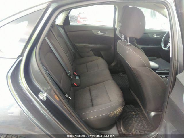 3KPF24AD4ME271752 KIA Forte Lxs