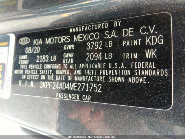3KPF24AD4ME271752 KIA Forte Lxs