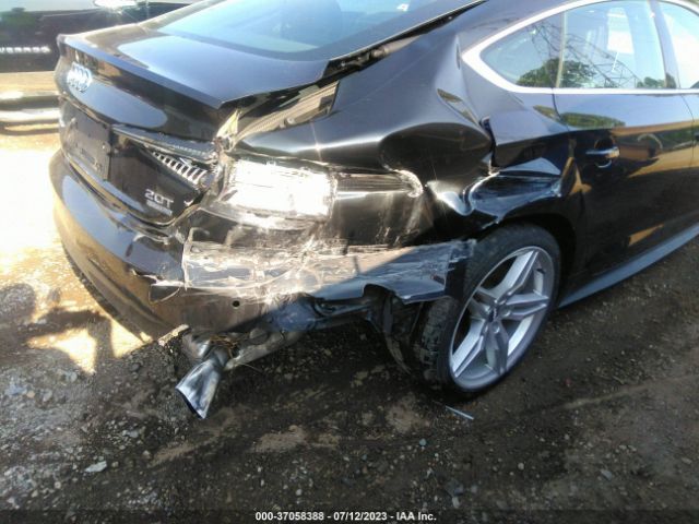 WAUFNCF55JA029213 Audi A5 2.0t Premium