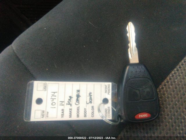 1C4NJCBA4ED925570 Jeep Compass Sport