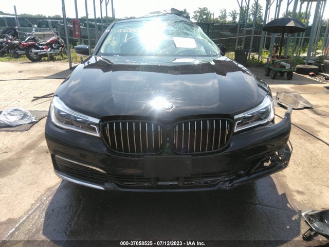 WBA7F2C58KB239753 BMW 7 Series 750i Xdrive