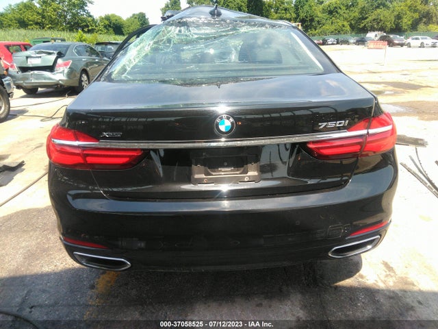 WBA7F2C58KB239753 BMW 7 Series 750i Xdrive