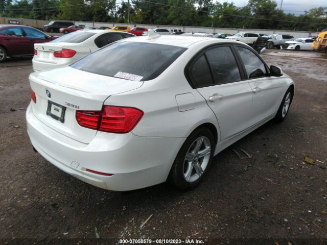 WBA3A5G58ENP32179 BMW 3 Series 328i