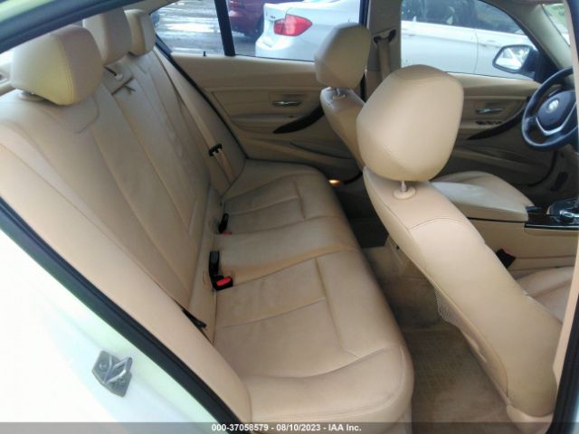 WBA3A5G58ENP32179 BMW 3 Series 328i