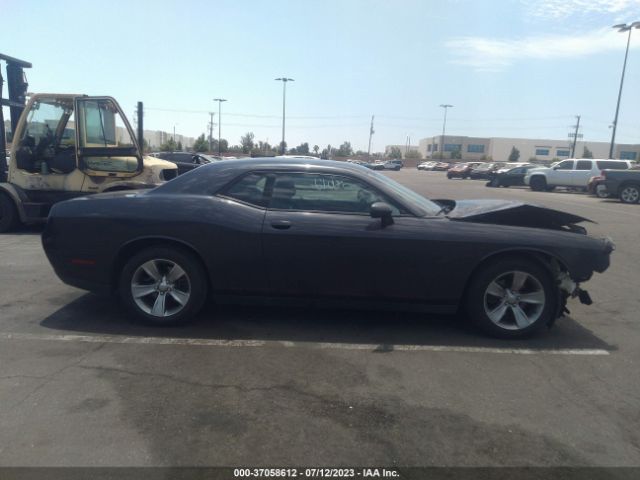 2C3CDZAG7GH316250 Dodge Challenger Sxt