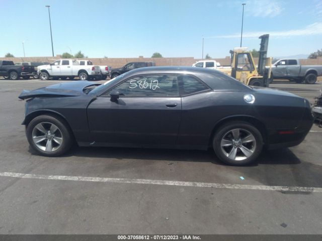 2C3CDZAG7GH316250 Dodge Challenger Sxt