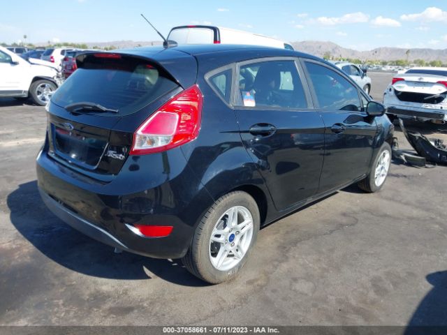 3FADP4EJ1JM135255 Ford FIESTA SE