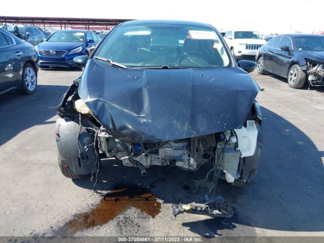 3FADP4EJ1JM135255 Ford FIESTA SE
