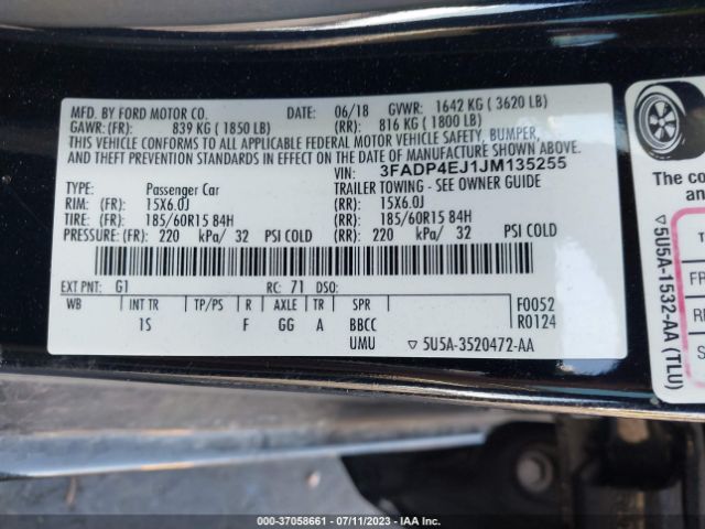 3FADP4EJ1JM135255 Ford FIESTA SE