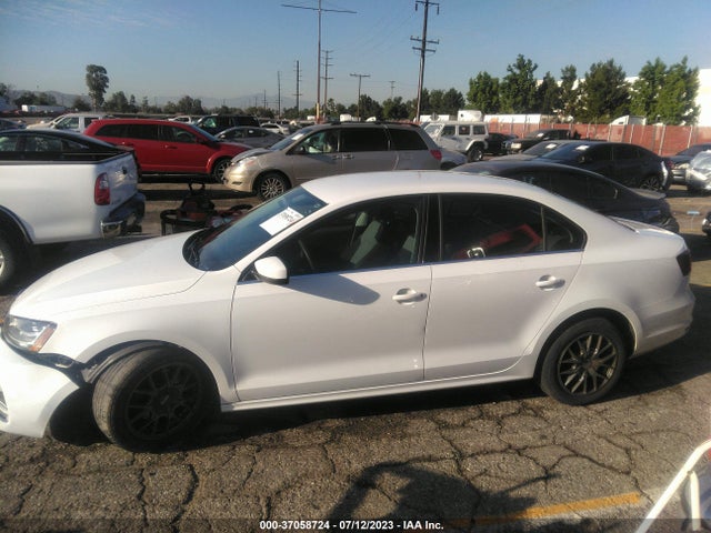 3VW2B7AJ6HM286641 Volkswagen Jetta 1.4t S