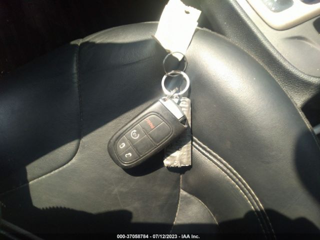 1C4PJMDB2GW337520 Jeep Cherokee Limited
