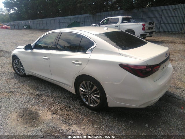 Infiniti Q50 3.0t Luxe 2018 JN1EV7AP7JM592439 Image 3