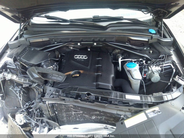 WA1LFAFP7FA029823 Audi Q5 Premium Plus