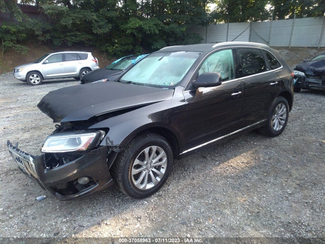 WA1LFAFP7FA029823 Audi Q5 Premium Plus