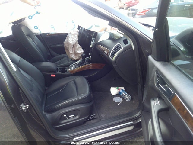 WA1LFAFP7FA029823 Audi Q5 Premium Plus