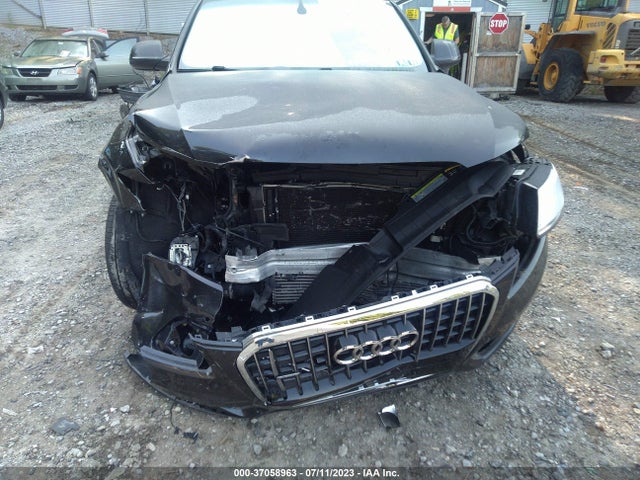 WA1LFAFP7FA029823 Audi Q5 Premium Plus