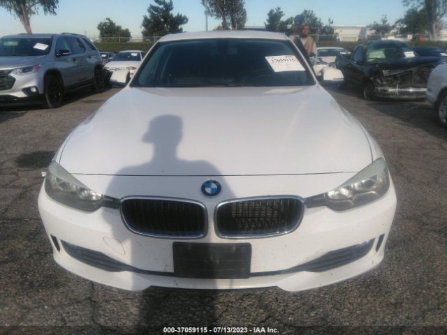 WBA3B1C54EK133695 BMW 3 Series 320i