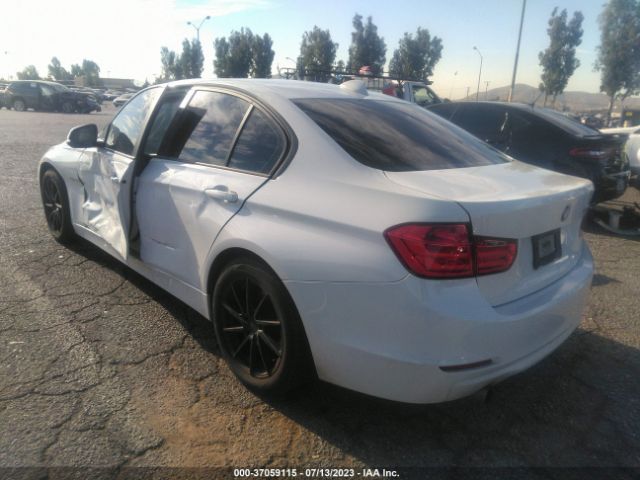 WBA3B1C54EK133695 BMW 3 Series 320i