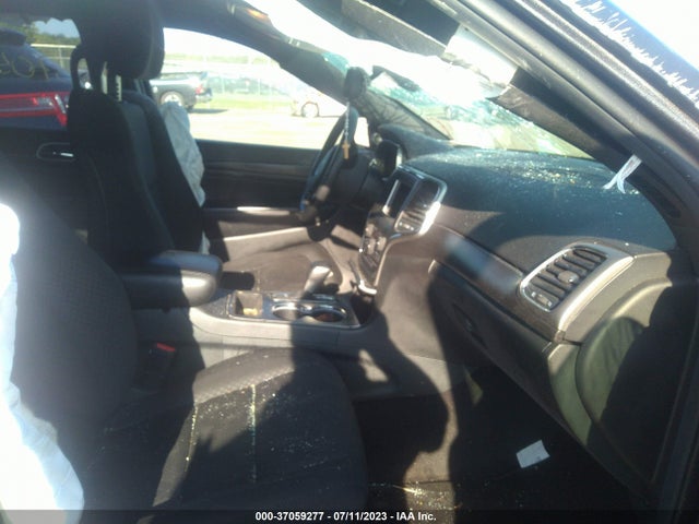 1C4RJFAG4JC326368 Jeep Grand Cherokee Laredo E