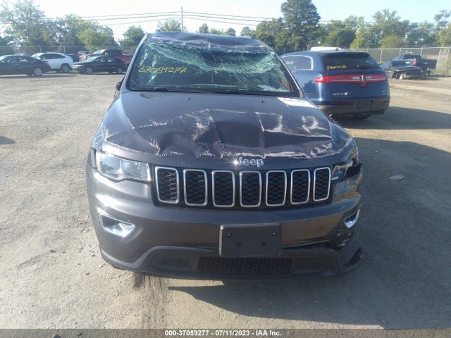 1C4RJFAG4JC326368 Jeep Grand Cherokee Laredo E