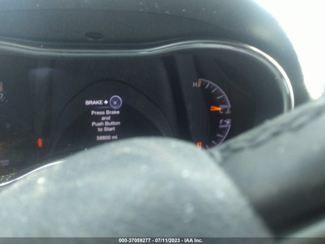 1C4RJFAG4JC326368 Jeep Grand Cherokee Laredo E