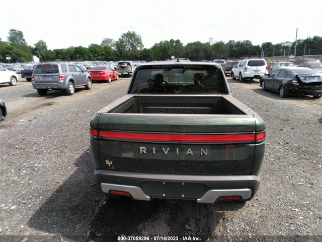 2022 RIVIAN R1T ADVENTURE PACKAGE VIN: 7FCTGAAA5NN013935