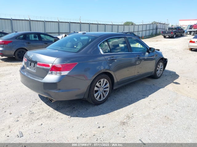 2011 HONDA ACCORD SDN EX-L VIN: 1HGCP2F82BA127879