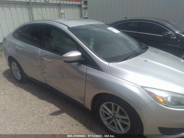 1FADP3F2XJL231596 Ford FOCUS SE