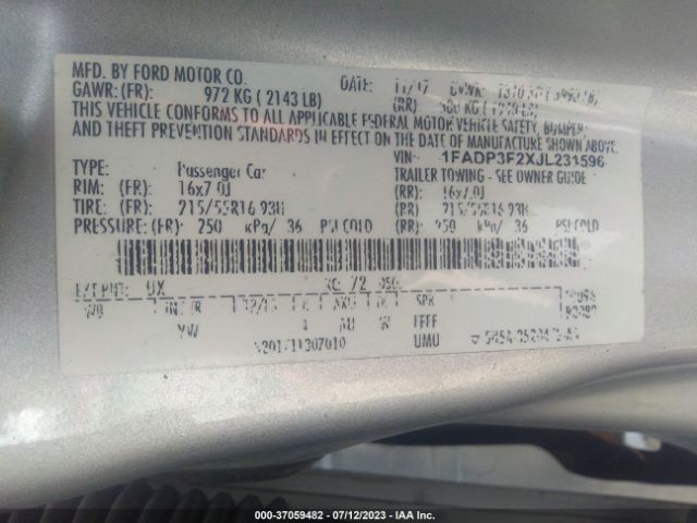 1FADP3F2XJL231596 Ford FOCUS SE