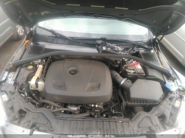 2017 Volvo V60, VIN: YV140MEKXH1331090
