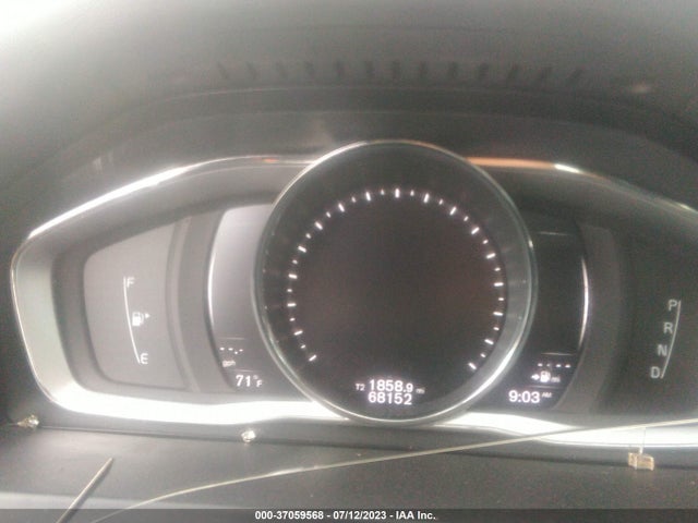 2017 Volvo V60, VIN: YV140MEKXH1331090
