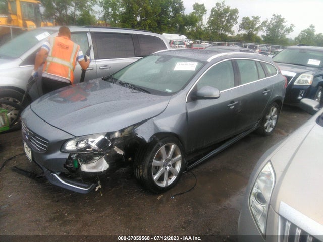 2017 Volvo V60, VIN: YV140MEKXH1331090