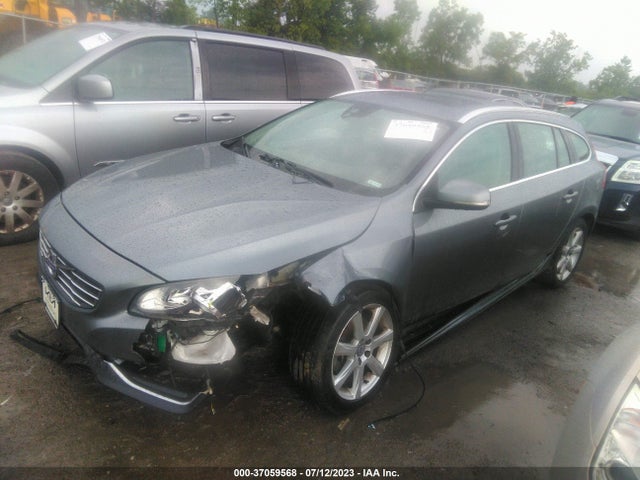 2017 Volvo V60, VIN: YV140MEKXH1331090
