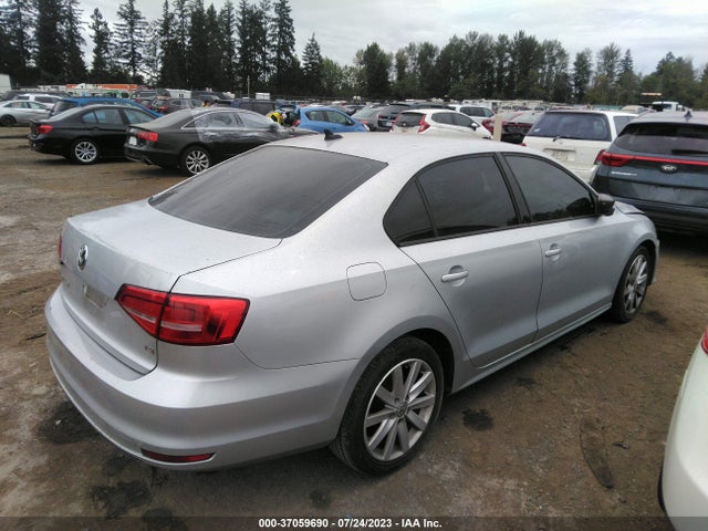 3VWD17AJ5FM206481 Volkswagen Jetta Sedan 1.8t Se