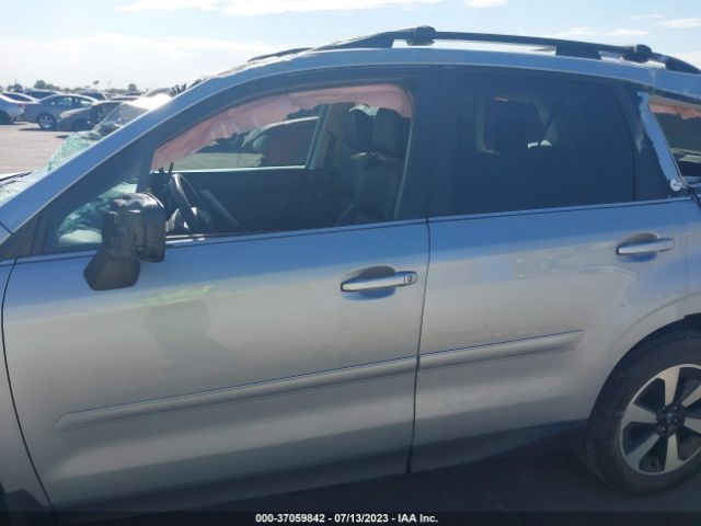 JF2SJAJC3JH493827 Subaru Forester Limited